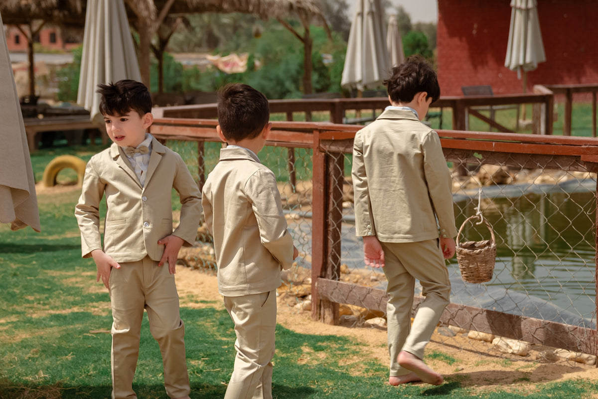 4-Piece Boys Outfit